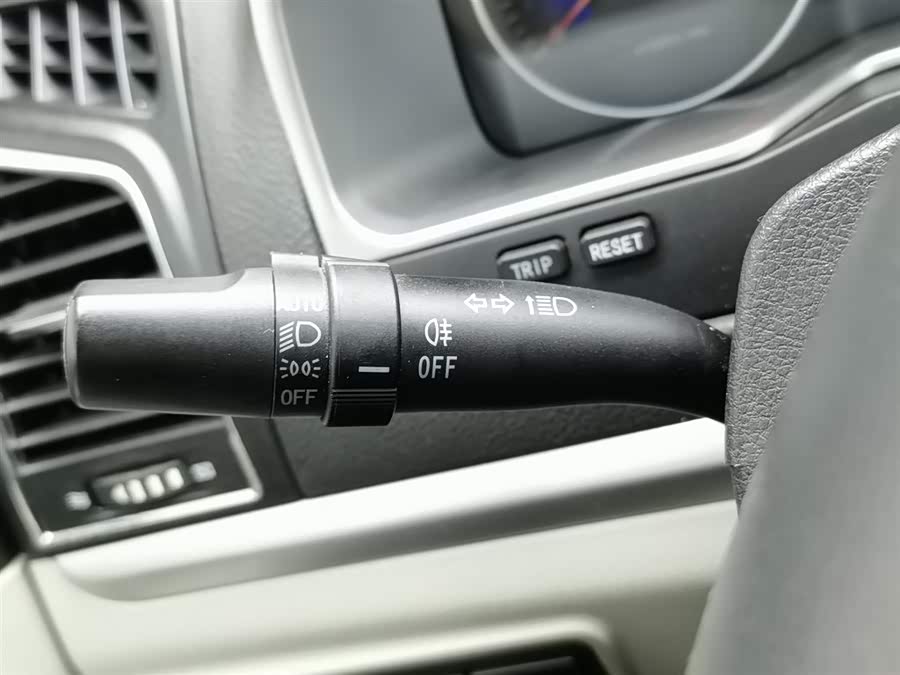 GEELY Emgrand 2015 immagine di auto #22