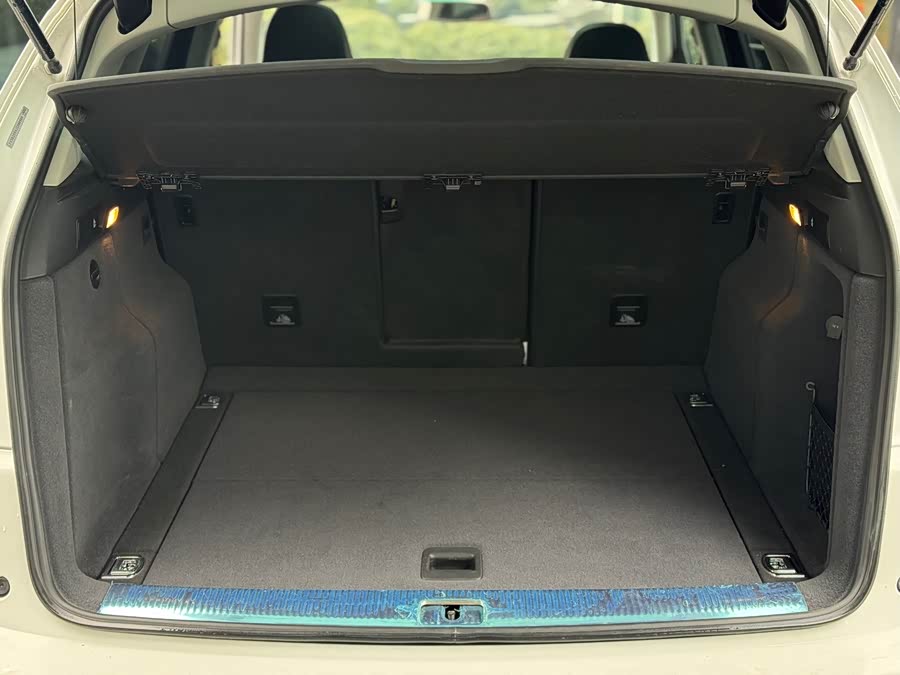 Audi Q5 2018 изображение автомобиля #22