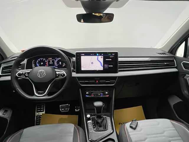 Volkswagen Tiguan L 2023 #22 Volkswagen Tiguan L 2023 car image #22