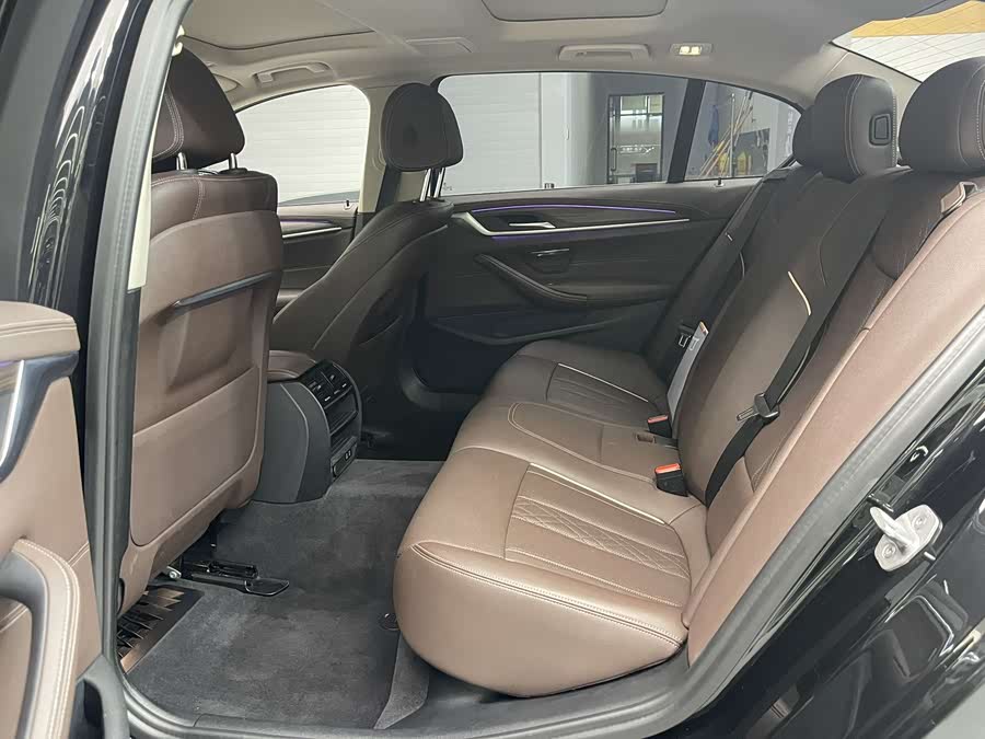 BMW 5 Series New Energy 2021 car image #22