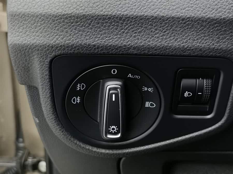 大众 高尔夫·嘉旅 2016 汽车图片 #22