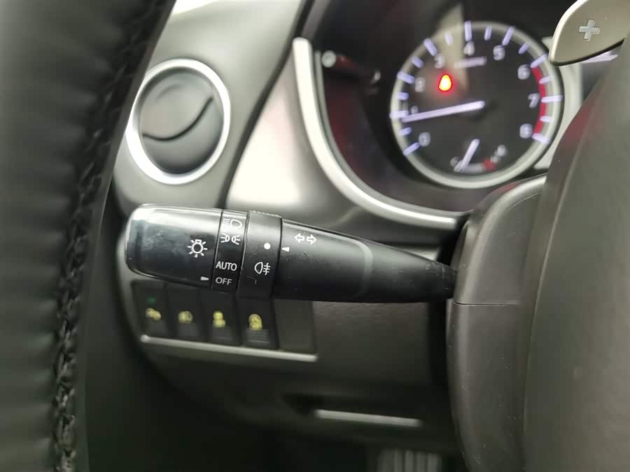 铃木 维特拉 2016 汽车图片 #22