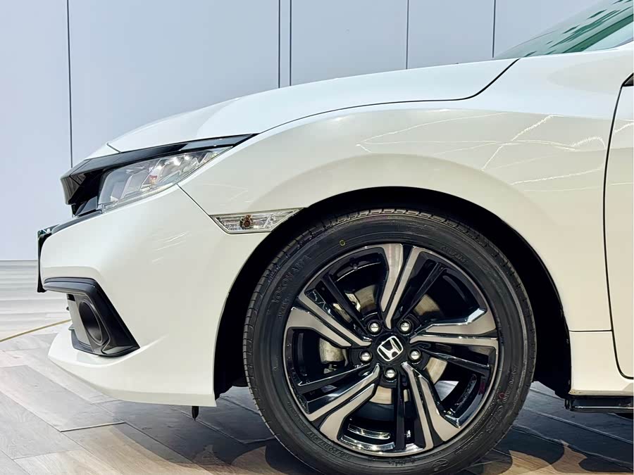 Honda Civic 2020 car image #22