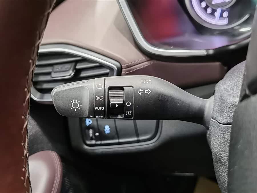 Hyundai Santa Fe 2021 car image #22