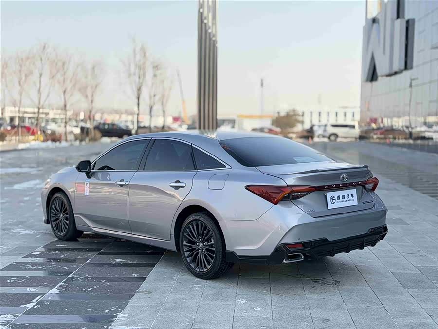 Toyota Avalon 2021 car image #22