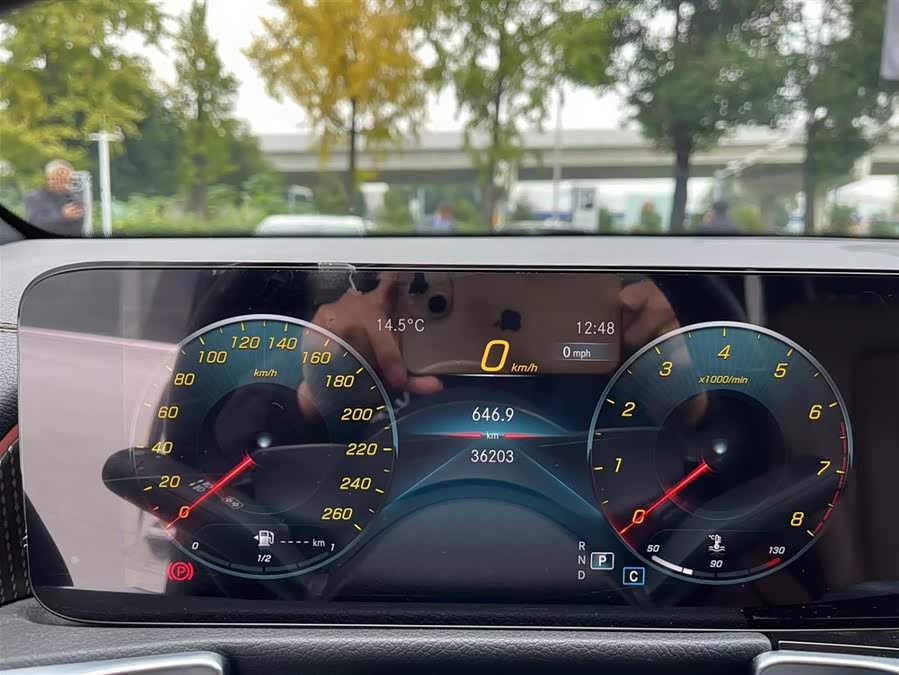 Mercedes-Benz GLB Class 2023 car image #22