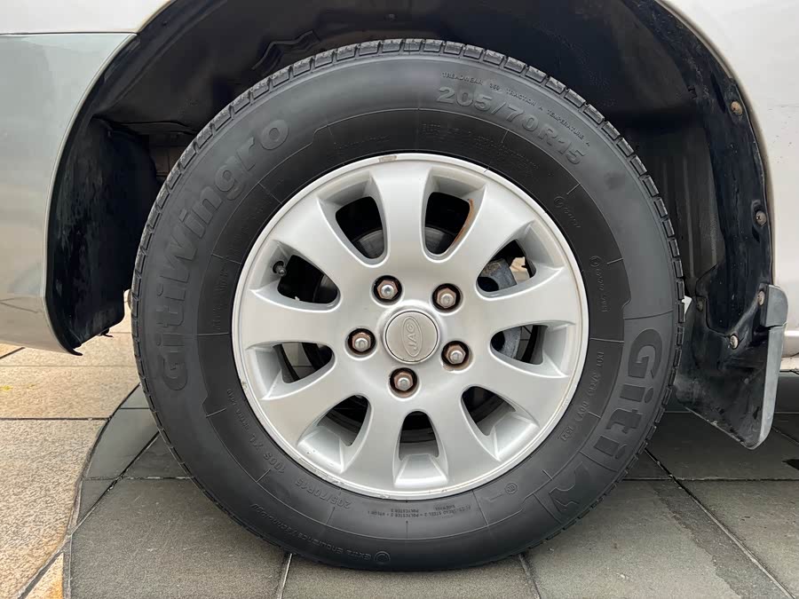 JAC 2013 #22 JAC 2013 car image #22