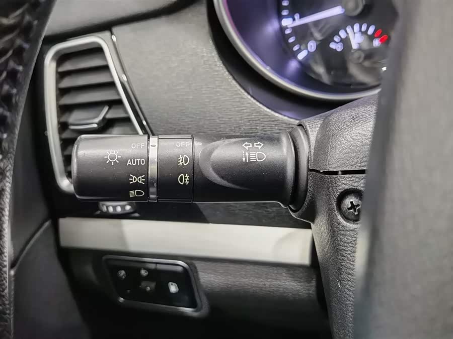 Haval H6 Coupe 2017 car image #22