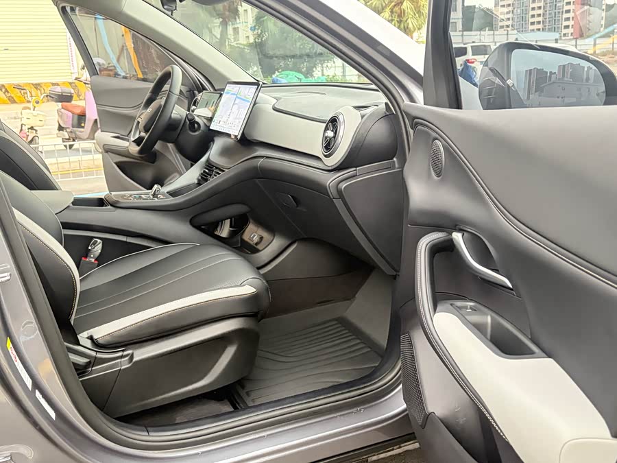 BYD Sea Lion 05 DM-i 2025 #22 BYD Sea Lion 05 DM-i 2025 car image #22