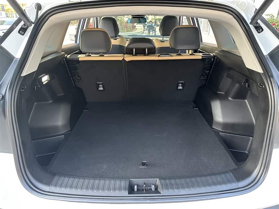 GEELY Boyue L 2024 car image #22