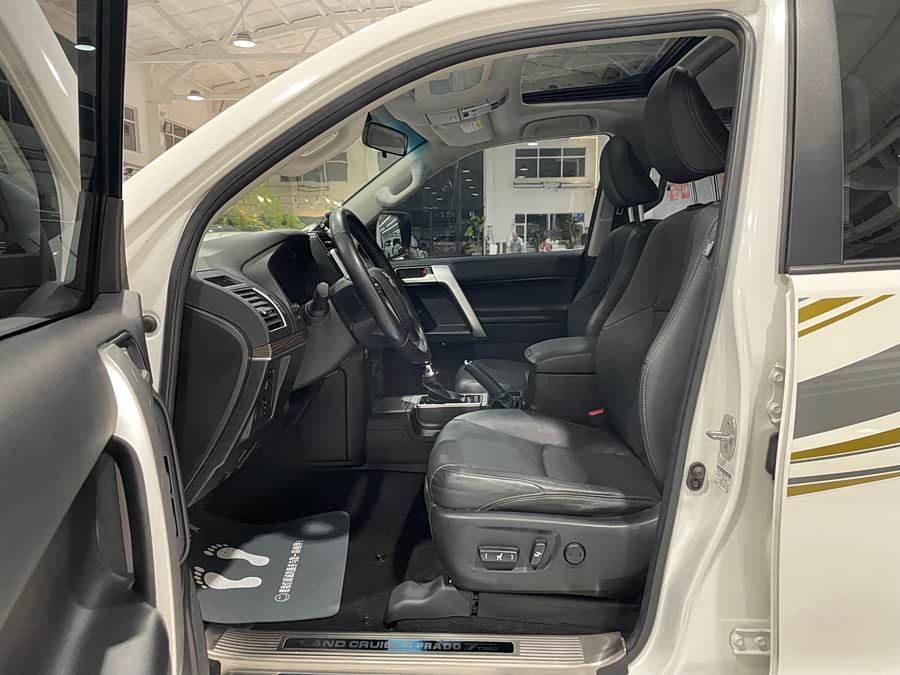 Toyota Land Cruiser Prado 2020 #22 Toyota Land Cruiser Prado 2020 car image #22