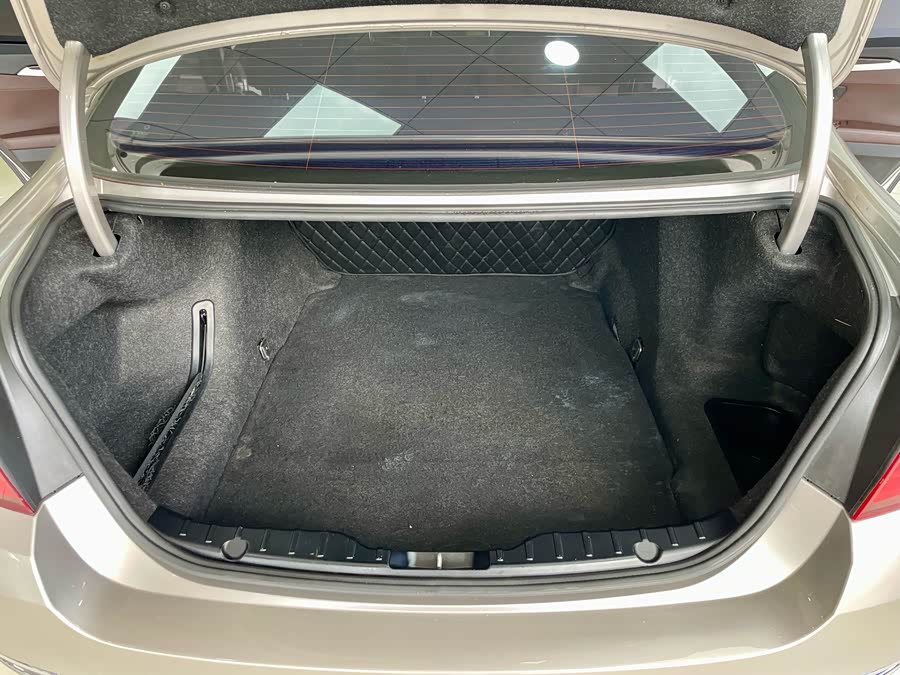 BMW 5 Series 2015 #22 BMW 5 Series 2015 car image #22