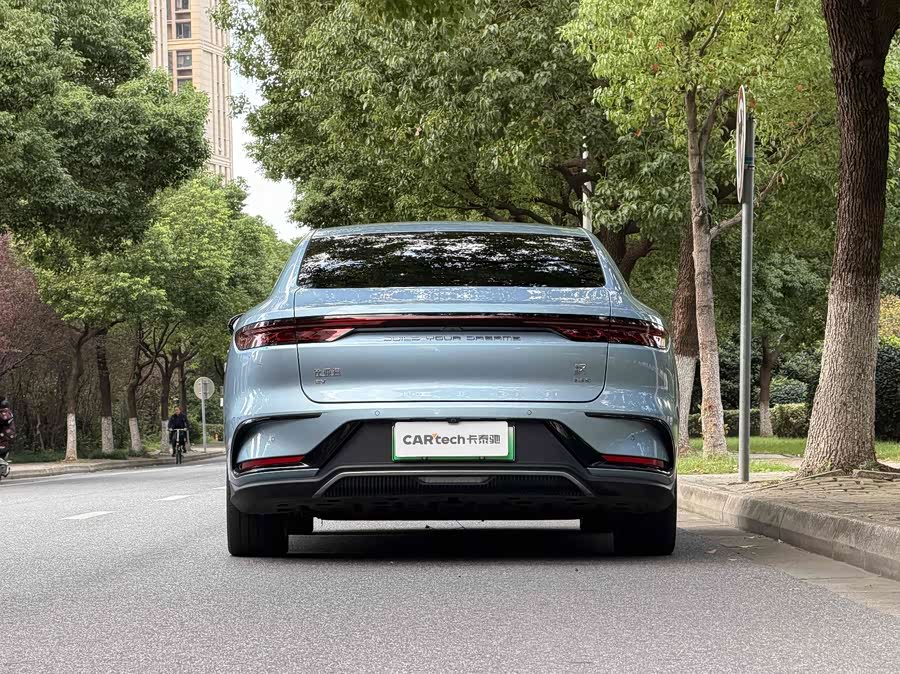 BYD Han 2023 car image #22