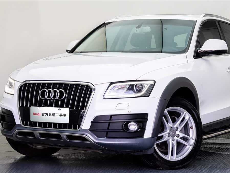 Audi Q5 2017 car image #22