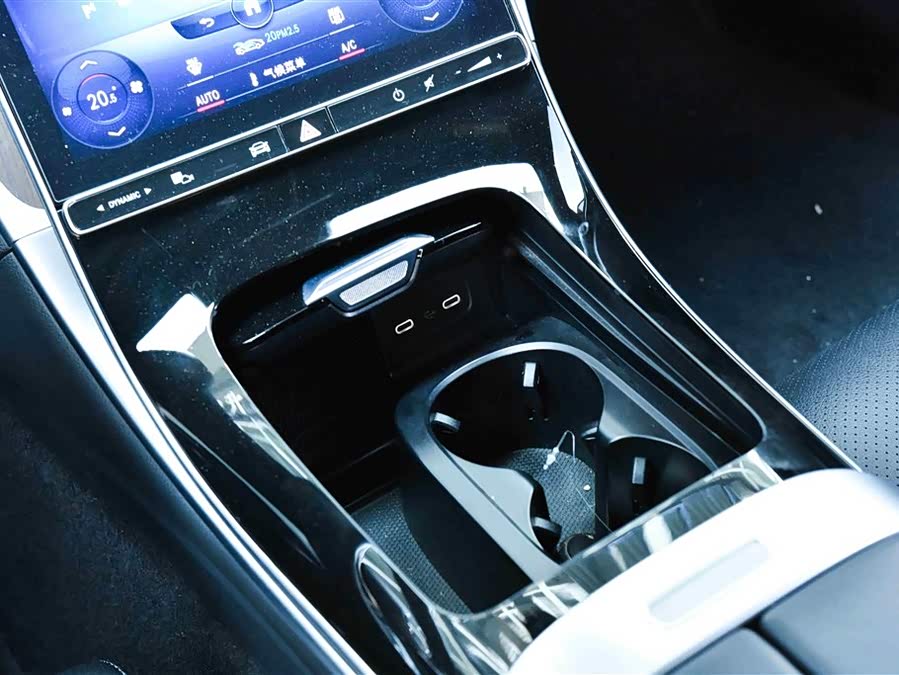 Mercedes-Benz C Class 2022 car image #22