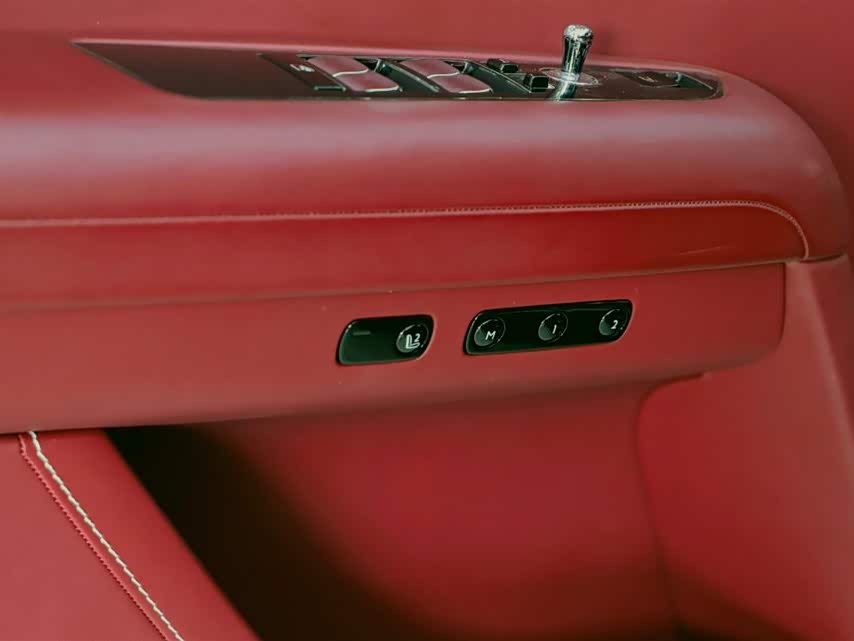 劳斯莱斯 古思特 2021 #22 劳斯莱斯 古思特 2021 汽车图片 #22