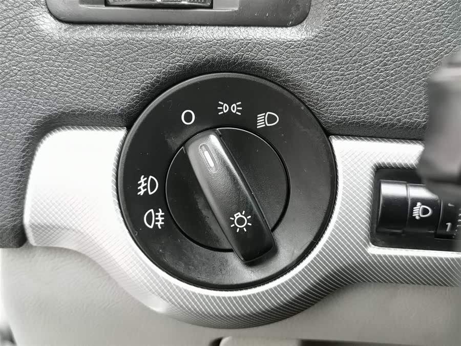 Skoda Octavia 2014 car image #22