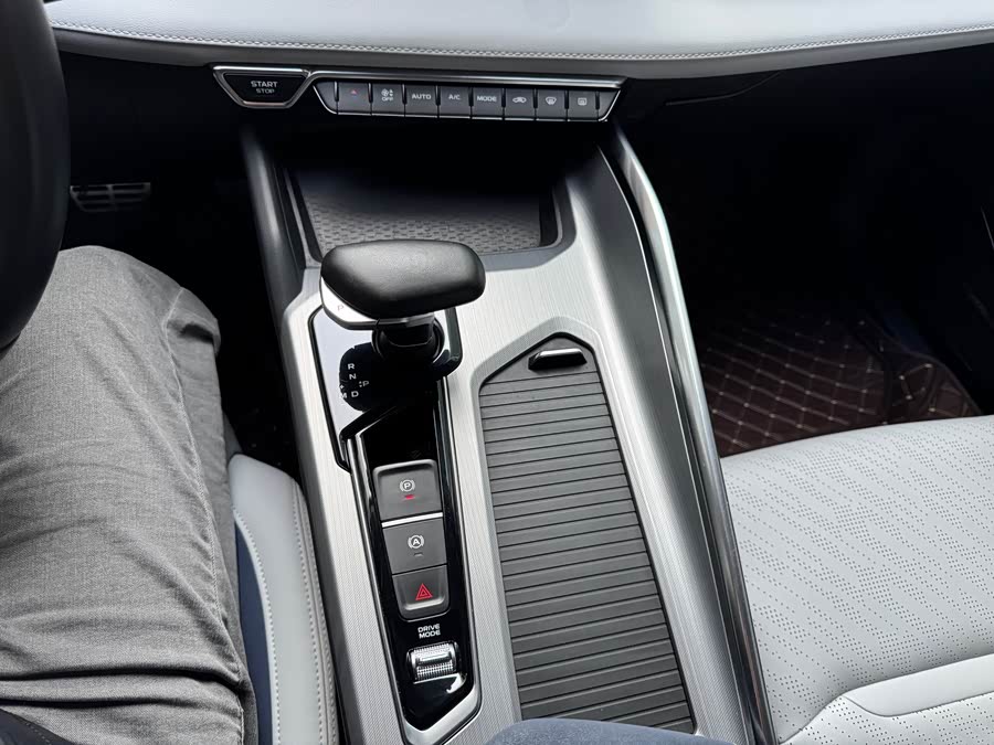 GEELY Preface 2021 image de voiture #22