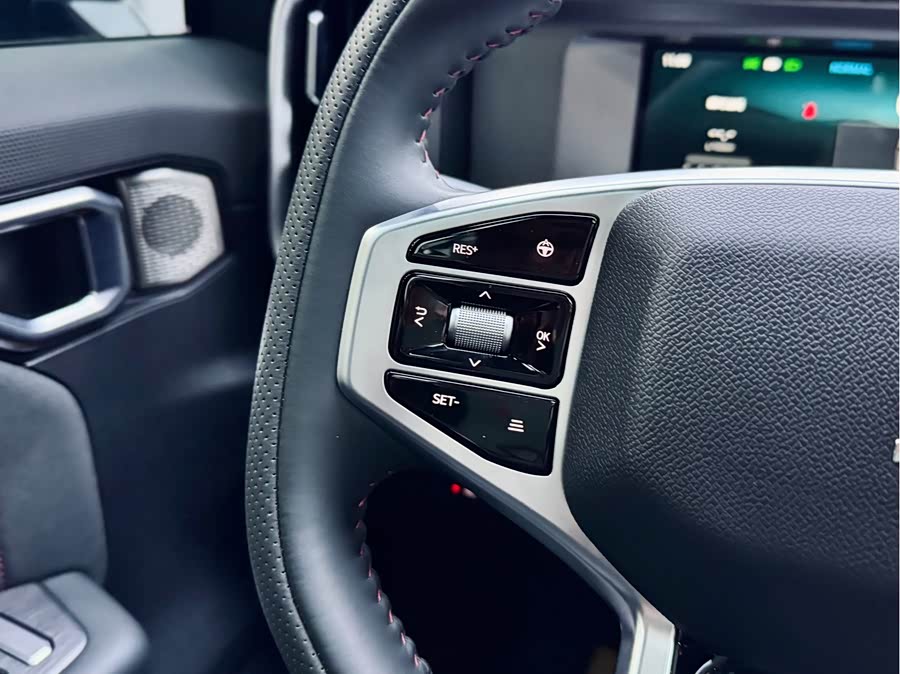 Jetour Traveller 2023 car image #22
