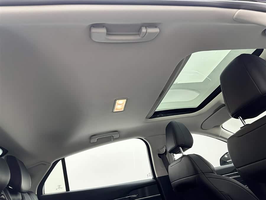 Ford Mondeo 2025 #22 Ford Mondeo 2025 car image #22