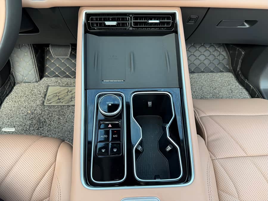 Chery Tiggo8L 2024 immagine di auto #22