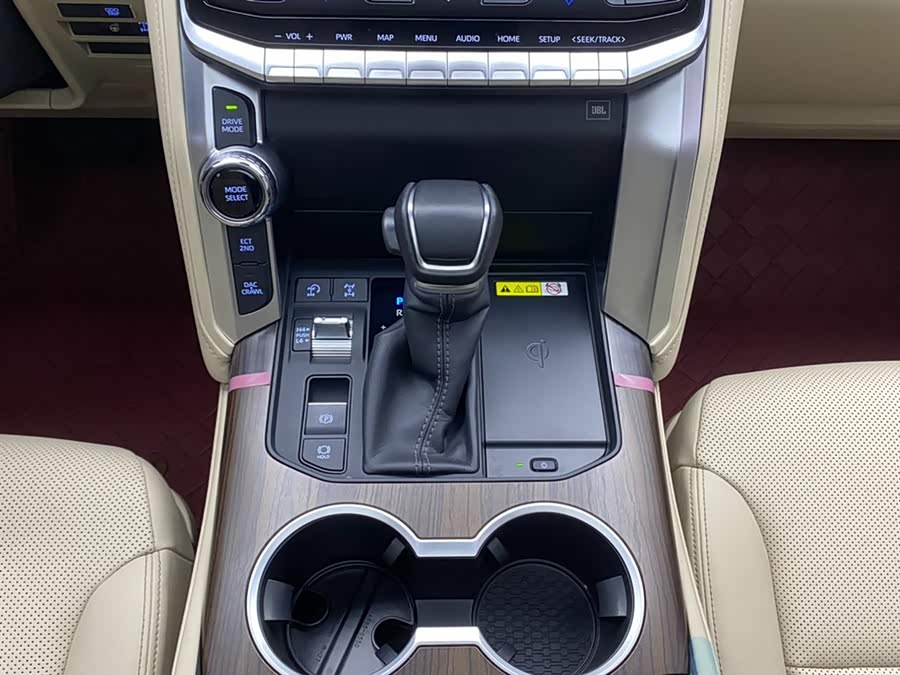 丰田 2025 汽车图片 #22