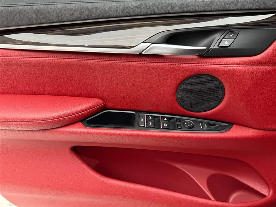 BMW X6 2015 immagine di auto #22