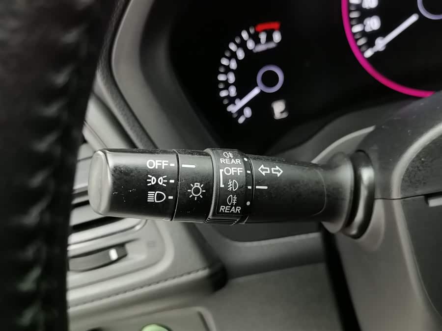 Honda VEZEL 2018 car image #22