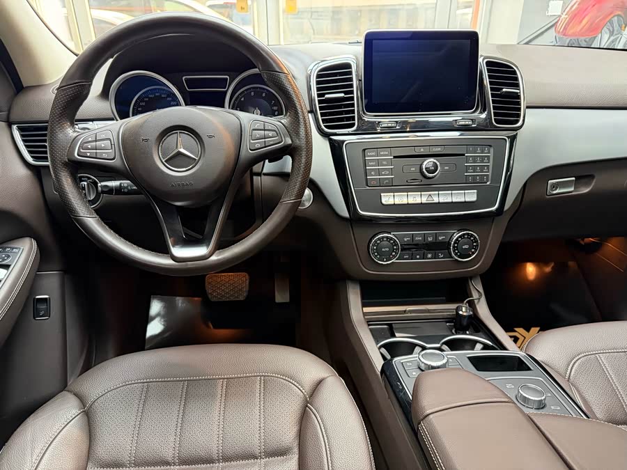 Mercedes-Benz GLE Class 2015 #22 Mercedes-Benz GLE Class 2015 car image #22
