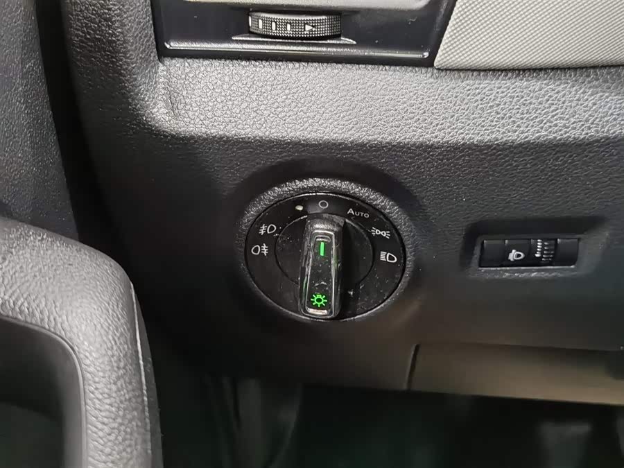 Skoda Fabia 2019 car image #22
