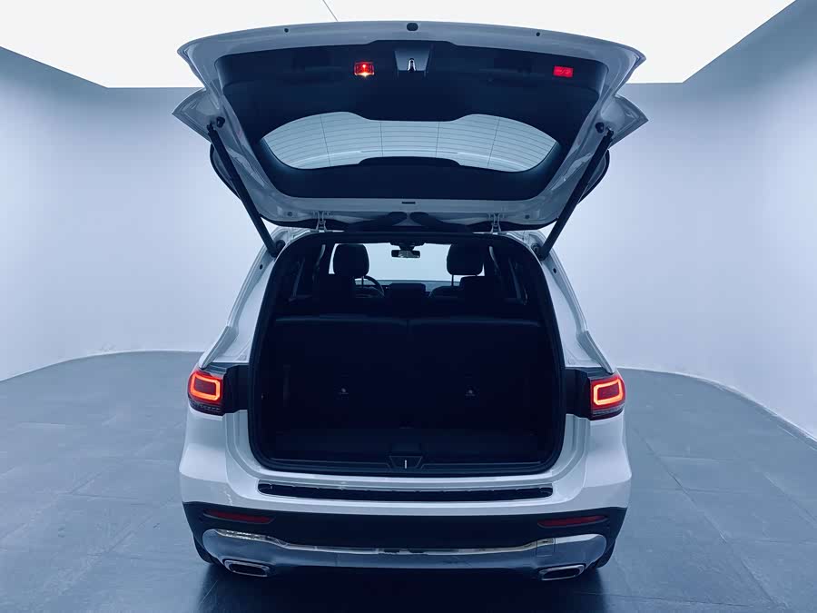 Mercedes-Benz GLB Class 2020 #22 Mercedes-Benz GLB Class 2020 car image #22