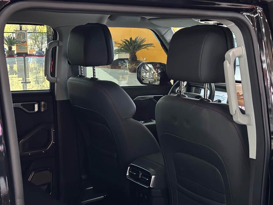 Jetour Traveller 2023 car image #22