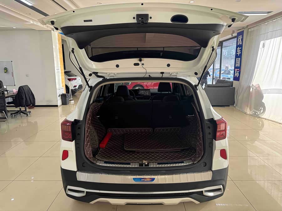 Kia Stonic 2021 image de voiture #22