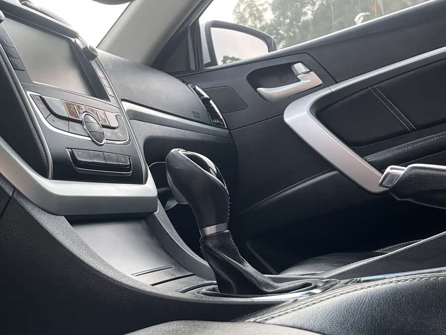 GEELY Emgrand 2016 #22 GEELY Emgrand 2016 car image #22