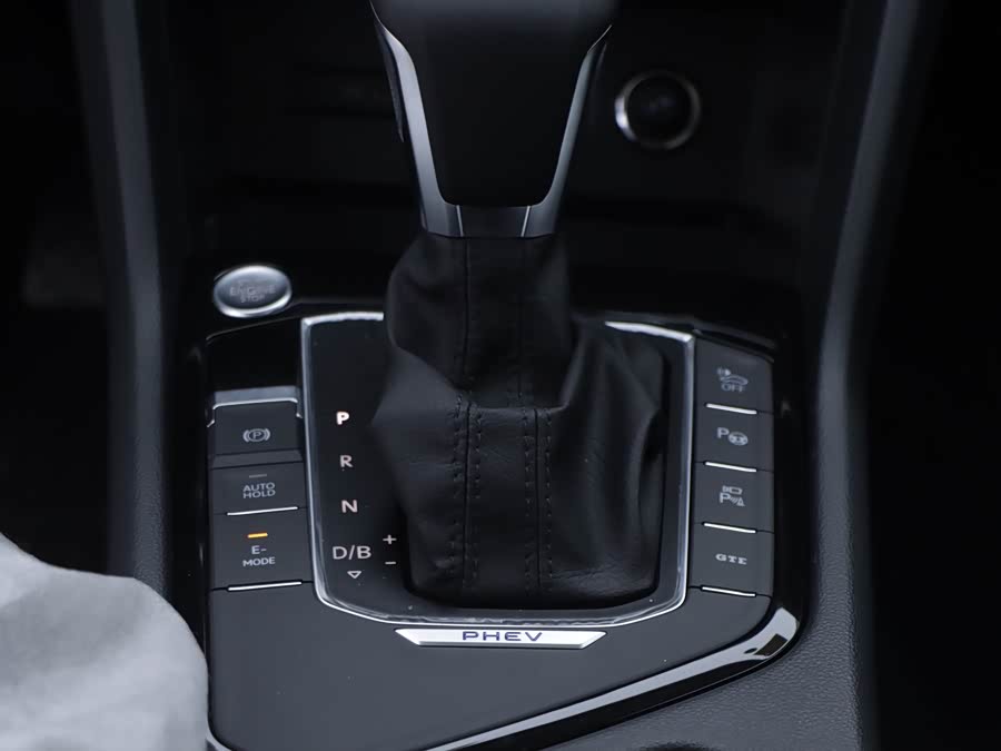 Volkswagen Tiguan L New Energy изображение автомобиля #22