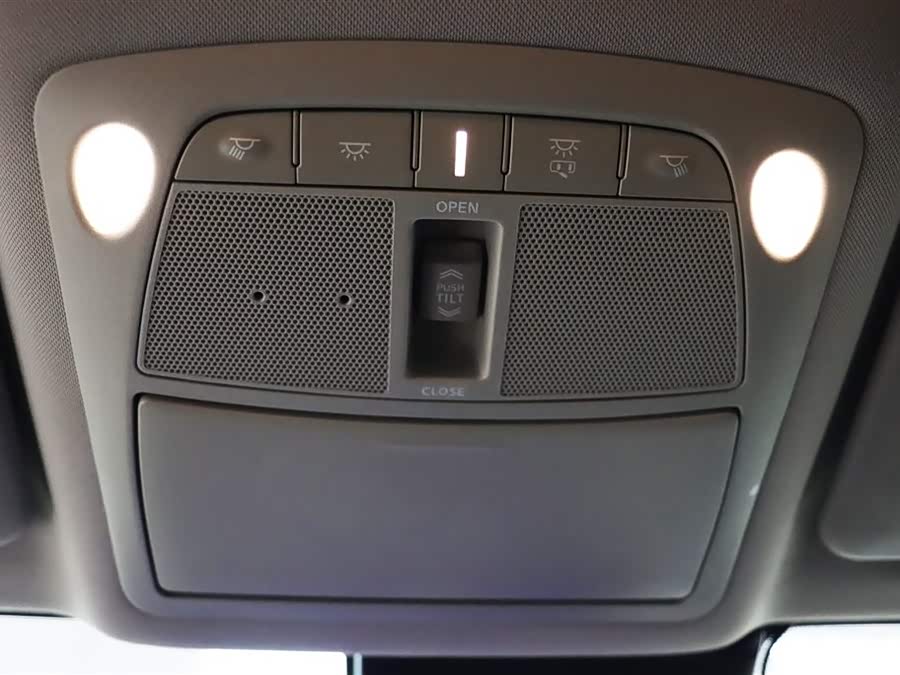 Nissan X-Trail 2020 car image #22
