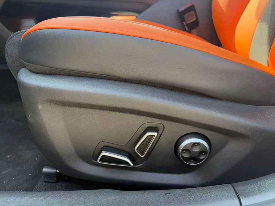 Changan UNI-V 2023 car image #22
