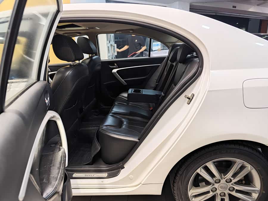 GEELY Emgrand 2017 #22 GEELY Emgrand 2017 car image #22