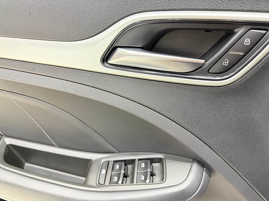 名爵 名爵ZS 2019 汽车图片 #22