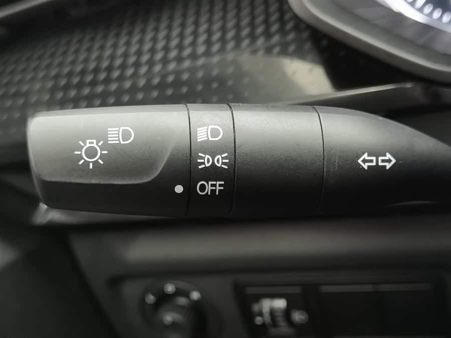 Wuling Asta 2023 #22 Wuling Asta 2023 صورة سيارة #22