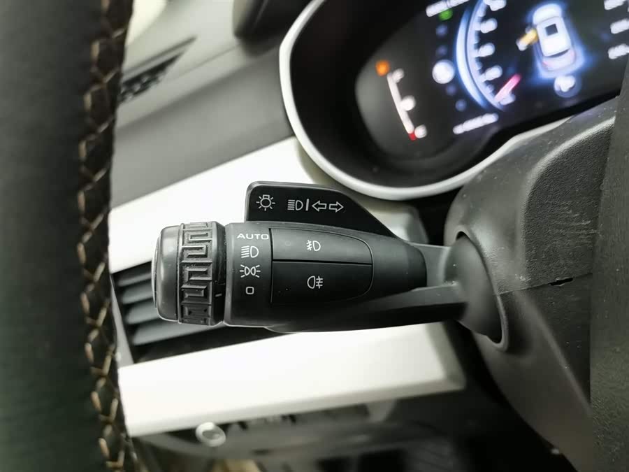 GEELY Boyue 2019 car image #22