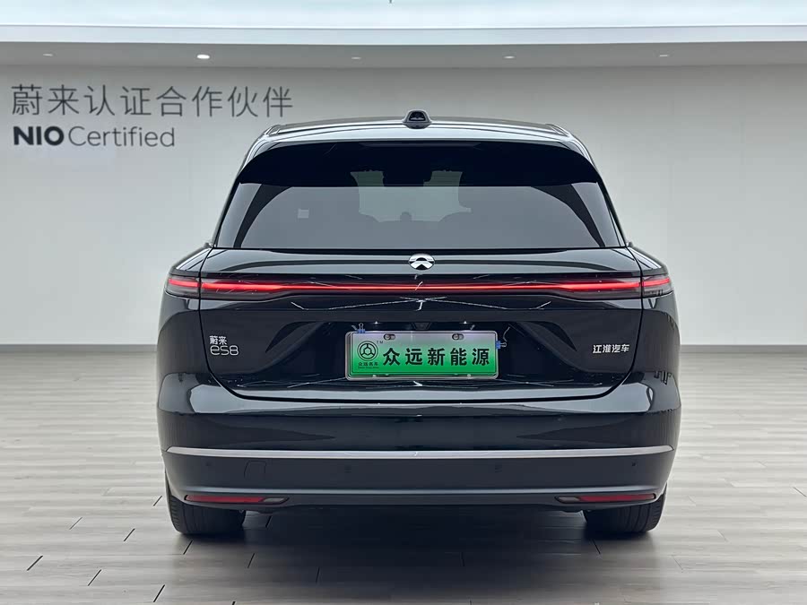 NIO ES8 2023 car image #22