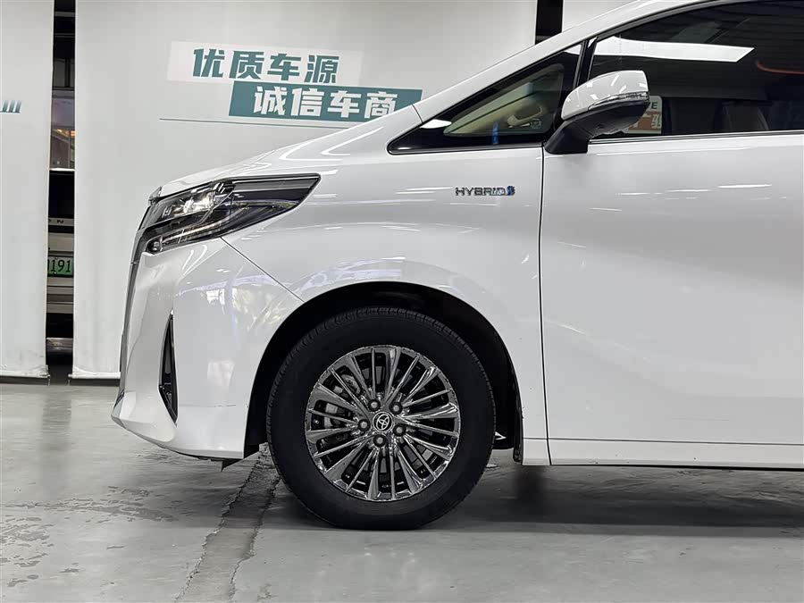 Toyota Alphard 2023 immagine di auto #22
