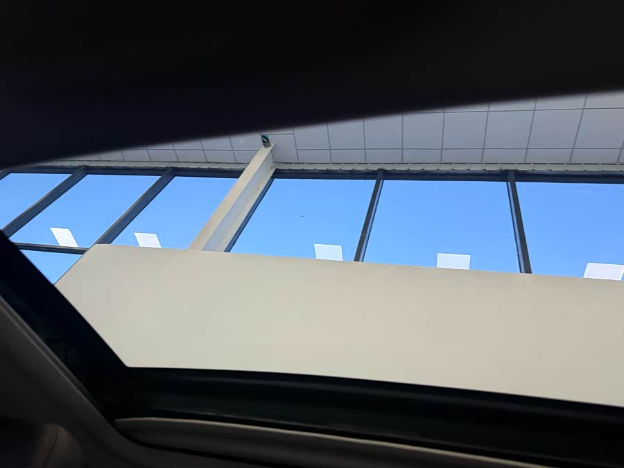 GEELY Coolray 2021 car image #22