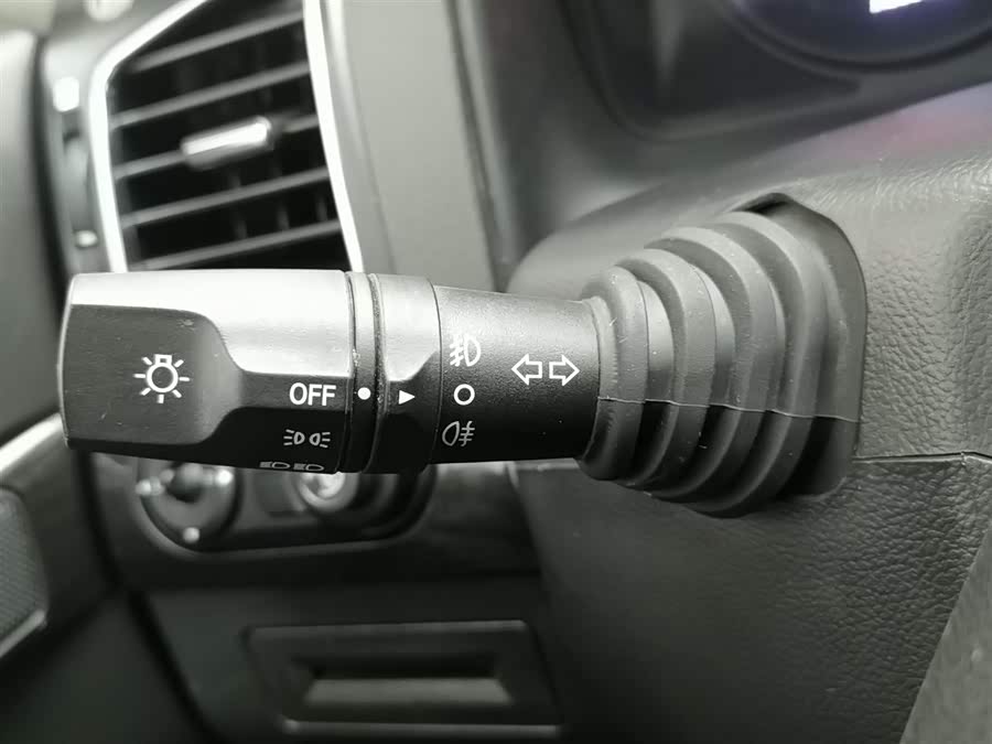 Chevrolet Captiva 2014 car image #22