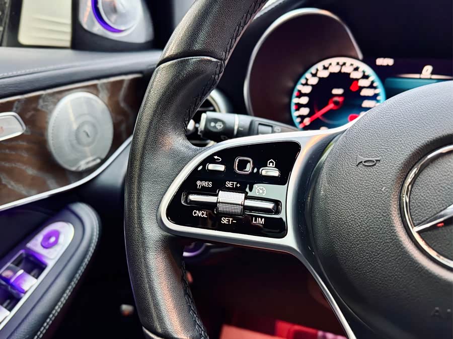 Mercedes-Benz GLC Class 2020 #22 Mercedes-Benz GLC Class 2020 car image #22