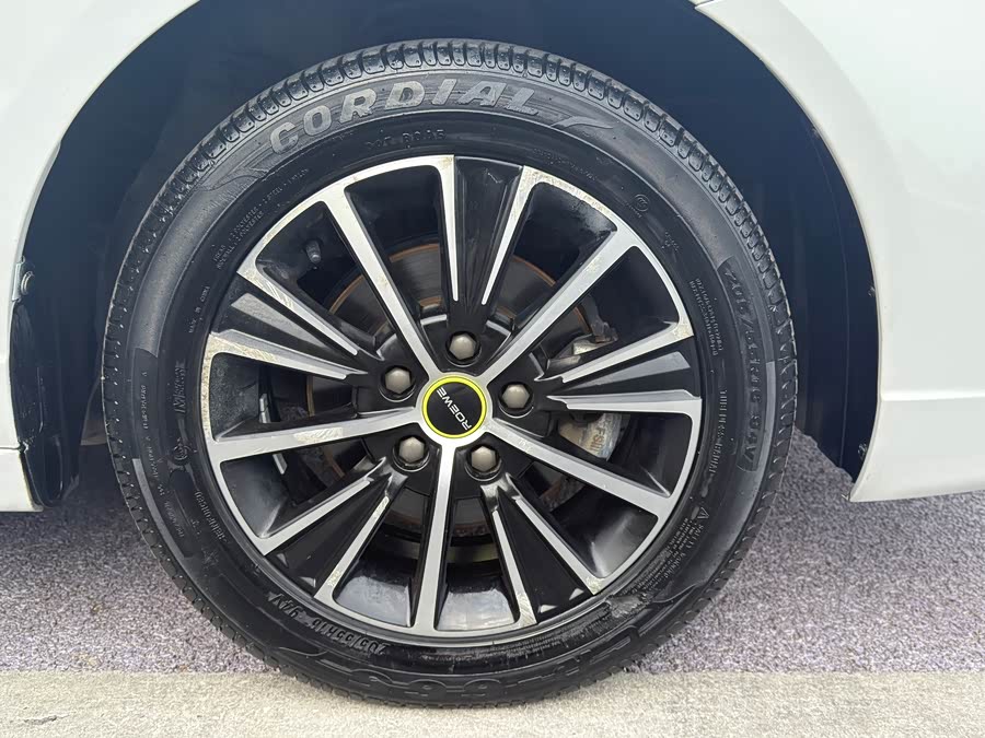 Roewe i5 2021 car image #22