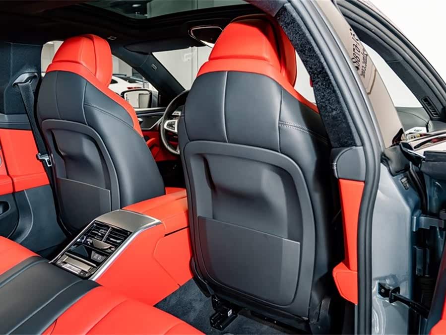 BMW 8 Series 2022 car image #22