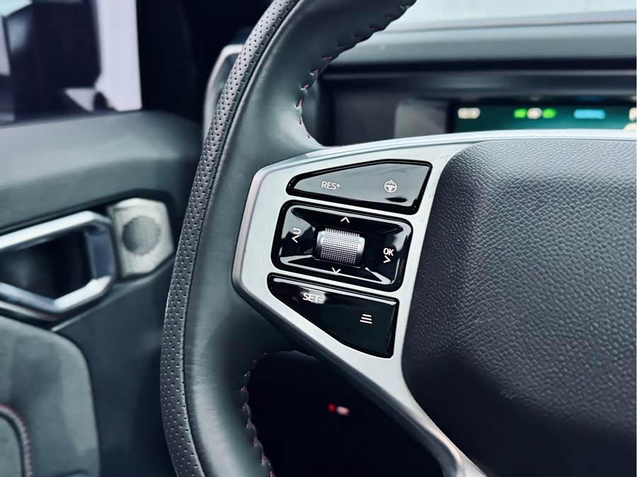 Jetour Traveller 2023 car image #22