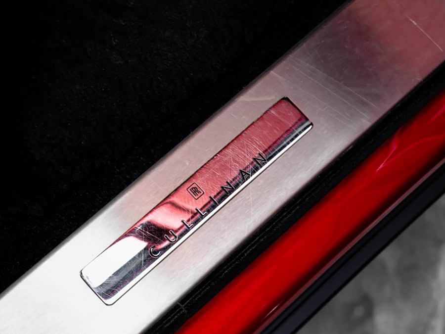 Rolls-Royce Cullinan 2023 #22 Rolls-Royce Cullinan 2023 car image #22